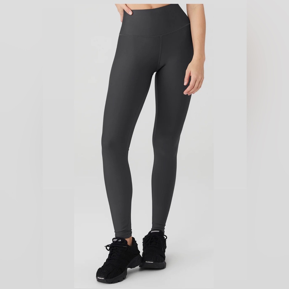 ALO Yoga - Brand NEW